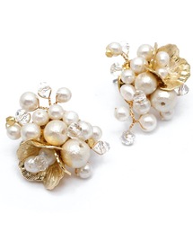 Zoule ゾーラ:pearl bouquet 淡水パールブーケピアス