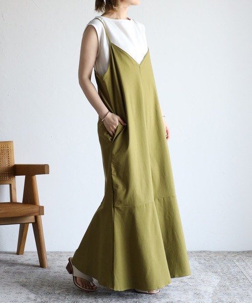 Fizz（フィズ）の「【Fizz/フィズ】　スパンツイル　裾フレアキャミワンピース（ワンピース・レディース・ブラック/オリーブ/ブルー/カーキ/グレイッシュベージュ・M/L）」の3枚目の写真