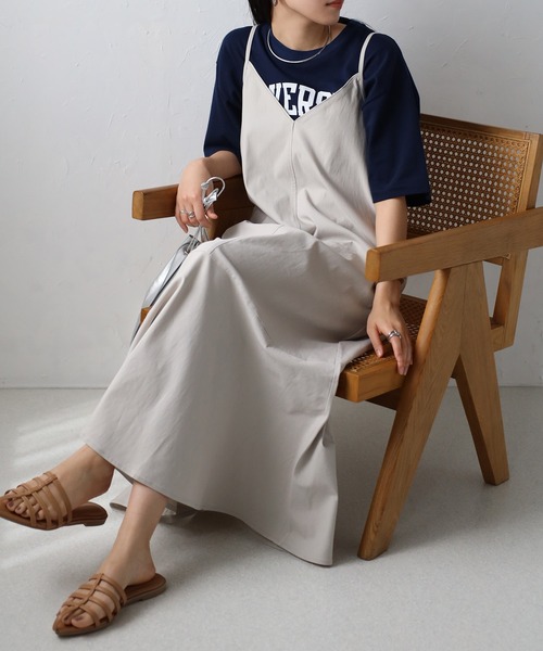 Fizz（フィズ）の「【Fizz/フィズ】　スパンツイル　裾フレアキャミワンピース（ワンピース・レディース・ブラック/オリーブ/ブルー/カーキ/グレイッシュベージュ・M/L）」の14枚目の写真