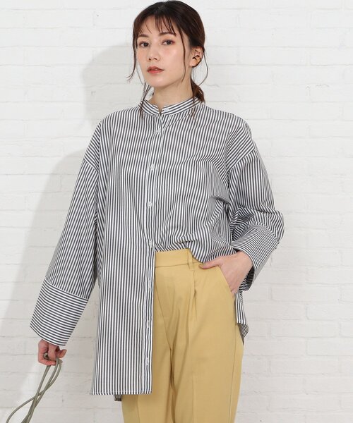 SHOO・LA・RUE(シューラルー)の「◆ビッグカフスシャツ(シャツ/ブラウス・レディース・ライトブルー/ホワイト系/ネイビー系2・00)」の3枚目の写真