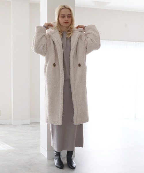 APPARIS(アパリス)の「【APPARIS/アパリス】ビッグカラーロングボアコート(その他アウター・レディース・ホワイト/ワインレッド・34)」の7枚目の写真