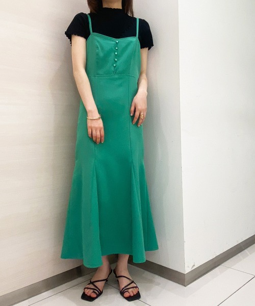 solleim（ソルレム）の「ボタンディテールマーメイドキャミワンピース（ジャンパースカート・レディース・ブラック/パープル/グリーン/ベージュ・M）」の11枚目の写真