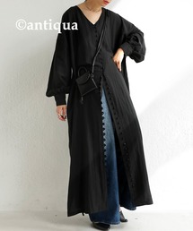 antiqua（アンティカ）の「大人女子が着て可愛い、絶妙バランス。コロンボタンシャツワンピ（ワンピース）」