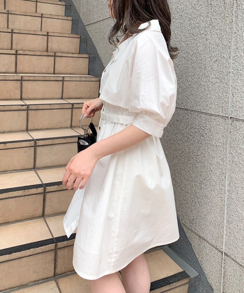 OLIVE des OLIVE(オリーブデオリーブ)の「【WEB限定カラー有】半袖トレンチミニワンピース(ワンピース・レディース・ブラック/ベージュ/オフホワイト/サックスブルー/ブラック系その他・FREE)」の6枚目の写真