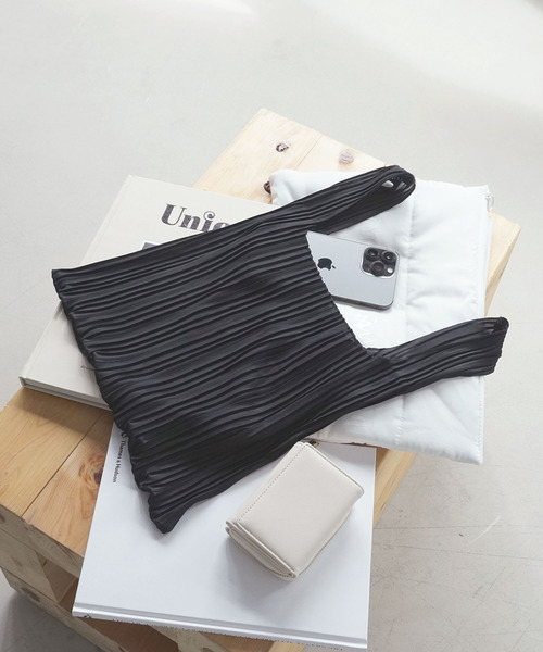 IAMUSE(アイアミューズ)の「【クルっと結んでバッグにIN♪】コンパクトプリーツエコバッグ S0302【IAMUSE】(エコバッグ/サブバッグ・レディース・ブラック/グレー/モカ/グリーン/パープル/スモークピンク・FREE)」の9枚目の写真