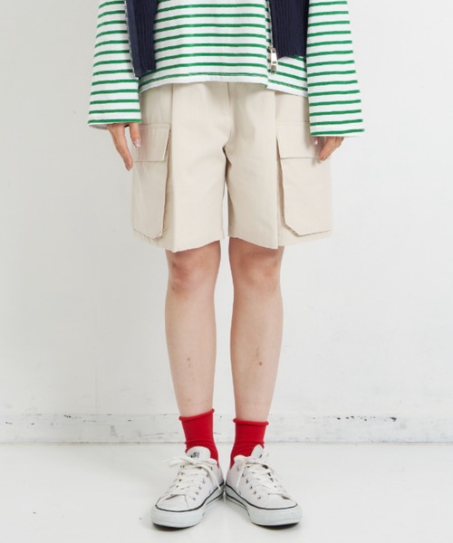 EDIT Gris（エディットグリ）の「カーゴポケットハーフパンツ　　FUDGE掲載商品（その他パンツ・レディース・ブラック/グリーン/アイボリー・FREE）」の7枚目の写真