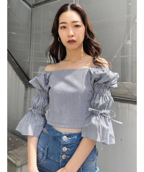 EMODA（エモダ）の「ボックスパフスリーブトップ（シャツ/ブラウス・レディース・ブラック/ベージュ/グレー/ブルー・FREE）」の8枚目の写真