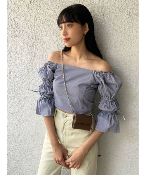 EMODA（エモダ）の「ボックスパフスリーブトップ（シャツ/ブラウス・レディース・ブラック/ベージュ/グレー/ブルー・FREE）」の13枚目の写真