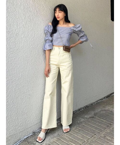 EMODA（エモダ）の「ボックスパフスリーブトップ（シャツ/ブラウス・レディース・ブラック/ベージュ/グレー/ブルー・FREE）」の5枚目の写真