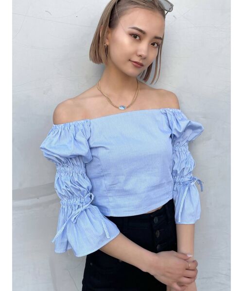 EMODA（エモダ）の「ボックスパフスリーブトップ（シャツ/ブラウス・レディース・ブラック/ベージュ/グレー/ブルー・FREE）」の16枚目の写真