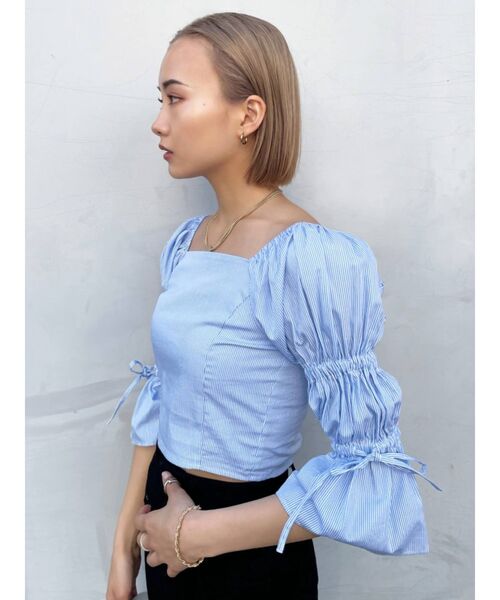 EMODA（エモダ）の「ボックスパフスリーブトップ（シャツ/ブラウス・レディース・ブラック/ベージュ/グレー/ブルー・FREE）」の12枚目の写真
