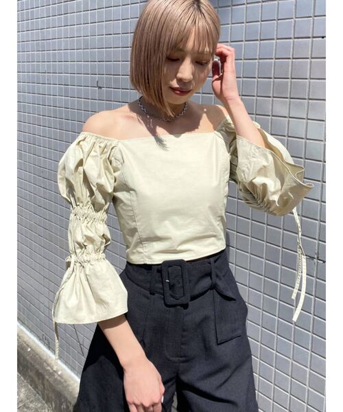 EMODA（エモダ）の「ボックスパフスリーブトップ（シャツ/ブラウス・レディース・ブラック/ベージュ/グレー/ブルー・FREE）」の20枚目の写真