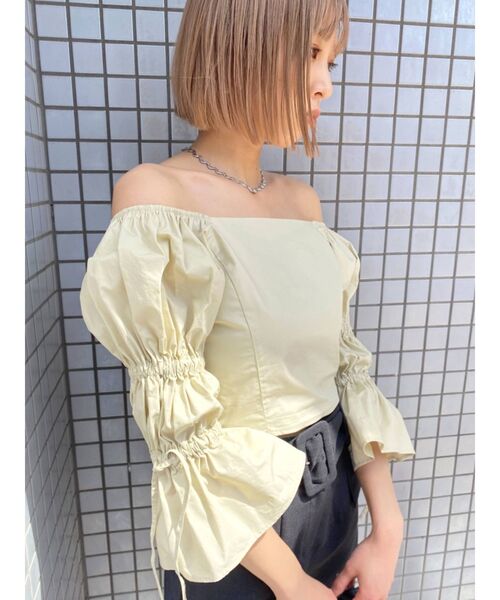 EMODA（エモダ）の「ボックスパフスリーブトップ（シャツ/ブラウス・レディース・ブラック/ベージュ/グレー/ブルー・FREE）」の21枚目の写真