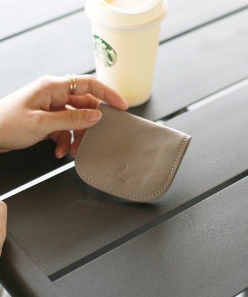 mieno（ミエノ）の「[mieno]牛革レザーコインケース小銭入れ（コインケース・レディース・ブラック/ブラウン/ダークブラウン/グリーン/アッシュグレー・FREE）」の3枚目の写真