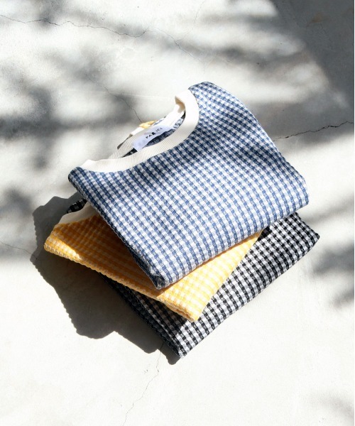 PAR ICI(パーリッシィ)の「ギンガムジャガード クルーネックカットソー(Tシャツ/カットソー・レディース・ブラック/イエロー/サックスブルー/レッド/グリーン系その他/その他/オレンジ/ブルー/ネイビー/ブラウン/ピンク/ミント/ピンク系その他/ベージュ/カーキ・FREE)」の8枚目の写真