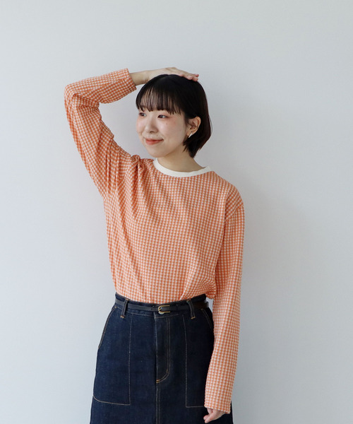 PAR ICI(パーリッシィ)の「ギンガムジャガード クルーネックカットソー(Tシャツ/カットソー・レディース・ブラック/イエロー/サックスブルー/レッド/グリーン系その他/その他/オレンジ/ブルー/ネイビー/ブラウン/ピンク/ミント/ピンク系その他/ベージュ/カーキ・FREE)」の14枚目の写真