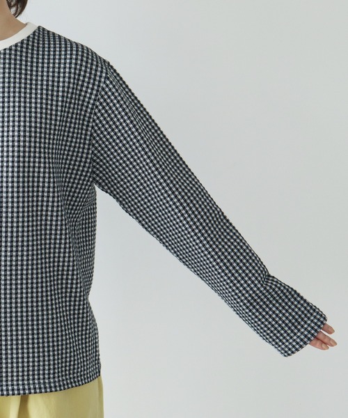 PAR ICI(パーリッシィ)の「ギンガムジャガード クルーネックカットソー(Tシャツ/カットソー・レディース・ブラック/イエロー/サックスブルー/レッド/グリーン系その他/その他/オレンジ/ブルー/ネイビー/ブラウン/ピンク/ミント/ピンク系その他/ベージュ/カーキ・FREE)」の18枚目の写真