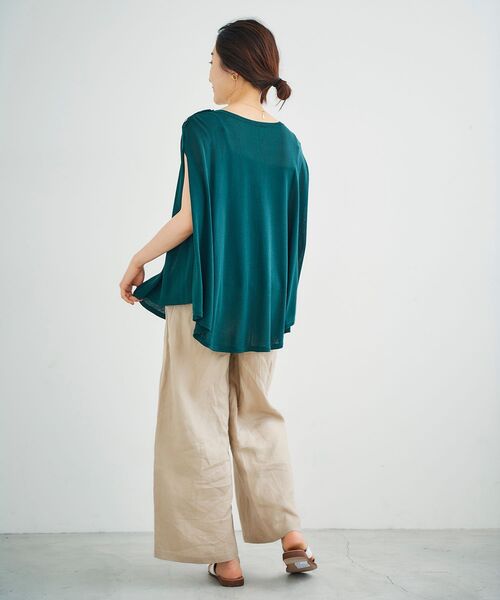 le.coeur blanc(ルクールブラン)の「ポンチョライクニットプルオーバー(ニット/セーター・レディース・ライトグレー/ブラック/ダークグリーン・38)」の16枚目の写真