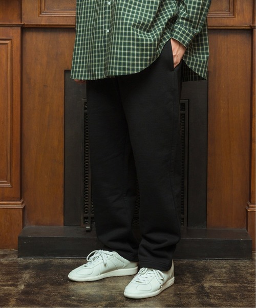 SUNSPEL（サンスペル）の「【SUNSPEL / サンスペル】別注 刺繍 スウェットパンツ（スウェットパンツ・メンズ・ブラック/ブラウン/ネイビー・X-LARGE/LARGE/MEDIUM）」の4枚目の写真