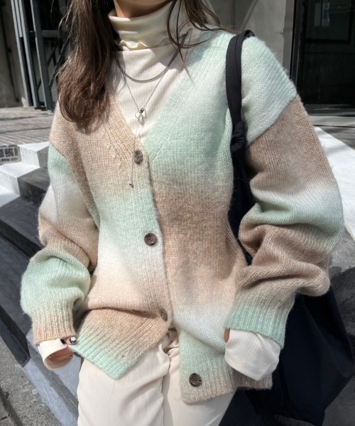 期間限定値下げ！bedsidedrama グラデーションニットカーディガン 期間限定値下げ！bedsidedrama グラデーションニット