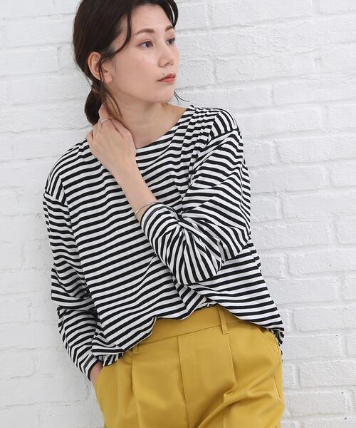 SHOO・LA・RUE（シューラルー）の「◆【レイヤードでこなれ感♪】裾ラウンドベーシック トップス（Tシャツ/カットソー・レディース・チャコールグレー/ブラック/ホワイト系/ブラック系2・03/02）」の4枚目の写真