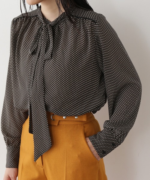 N.（N. Natural Beauty Basic）（エヌエヌナチュラルビューティーベーシック）の「◆キカ柄ボウタイリボン付ブラウス（シャツ/ブラウス・レディース・ホワイト系その他/ブラック系その他・MEDIUM）」の9枚目の写真