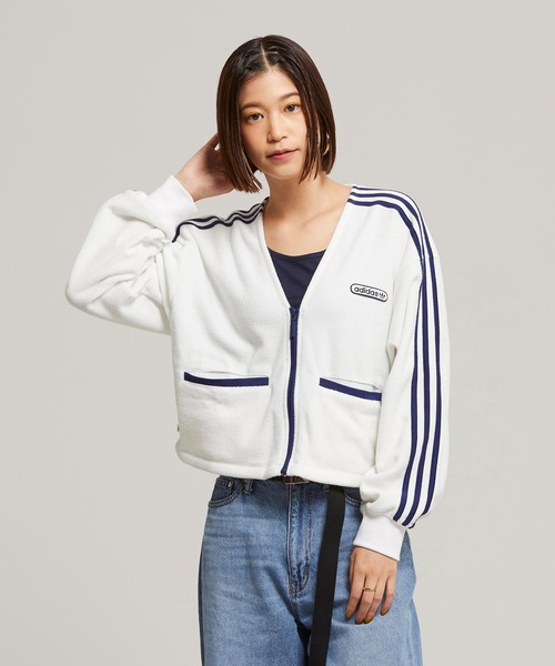 adidas（アディダス）の「クロップ タオルテリー カーディガン