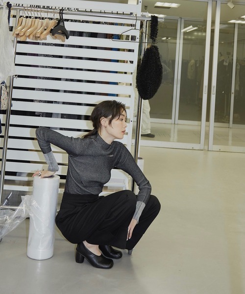 musubore（ムスボレ）の「ポストタートルニット（ニット/セーター・レディース・ホワイト×ブラック/パープル/グリーン・FREE）」の11枚目の写真