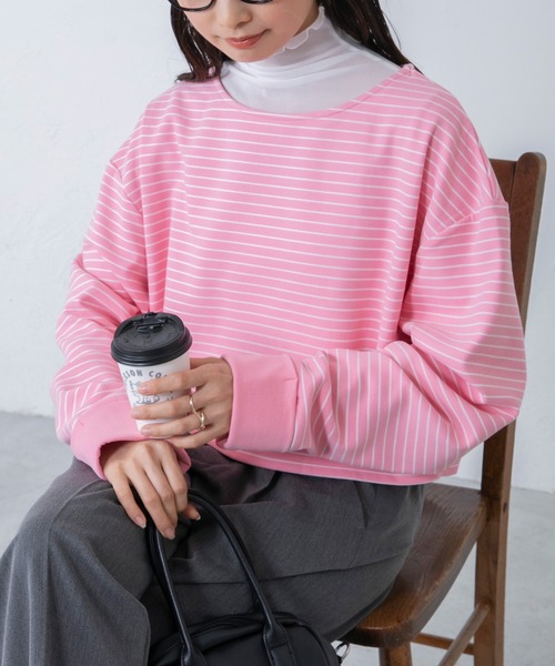 BONLECILL(ボンルシール)の「起毛ミニボーダー クロップドボートネックプルオーバー(Tシャツ/カットソー・レディース・ネイビー/ピンク/ブラック/ブルー・FREE)」の4枚目の写真