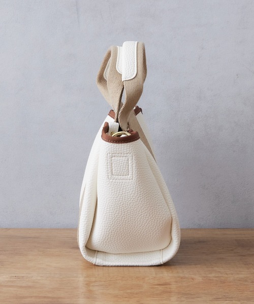 cache cache（カシュ カシュ）の「cache cache 太ショルダー付き2wayトートバッグ S（トートバッグ・レディース・アイボリー/グレー/ブラック・フリー）」の10枚目の写真