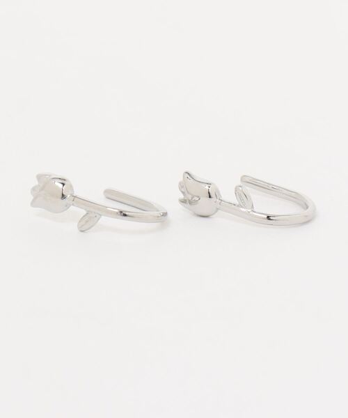 styiro(スタイロ)の「金属アレルギー対応 チューリップピアス(ピアス(両耳用)・レディース・シルバー/ゴールド・FREE)」の5枚目の写真