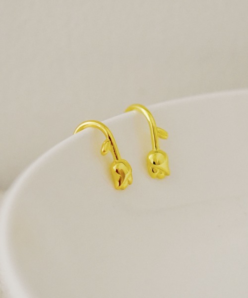 styiro(スタイロ)の「金属アレルギー対応 チューリップピアス(ピアス(両耳用)・レディース・シルバー/ゴールド・FREE)」の7枚目の写真