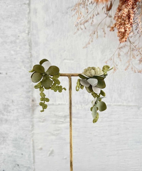 m.soeur（エムスール）の「秋色アジサイのイヤリング（イヤリング・レディース・ブラウン/グリーン/ワインレッド/グレー・FREE）」の9枚目の写真