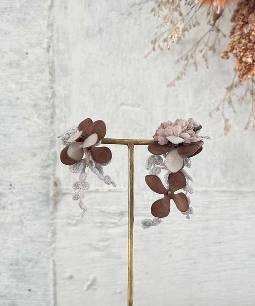 m.soeur（エムスール）の「秋色アジサイのイヤリング（イヤリング・レディース・ブラウン/グリーン/ワインレッド/グレー・FREE）」の16枚目の写真