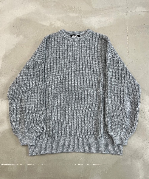 kutir(クティール)の「クルーネックメランジニット(ニット/セーター・メンズ・グレー/ブラウン/ブラック・MEDIUM/LARGE)」の3枚目の写真