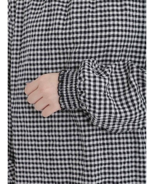 Samansa Mos2（サマンサ モスモス）の「襟シャーリングメローブラウス（シャツ/ブラウス・レディース・オフホワイト/ブルー/ブラック/ベージュ・ﾌﾘ-）」の15枚目の写真