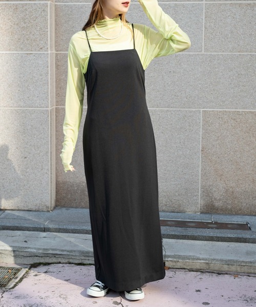 WEGO(ウィゴー)の「WEGO/スリット入りキャミワンピ(ワンピース・レディース・ブラック・FREE)」の2枚目の写真