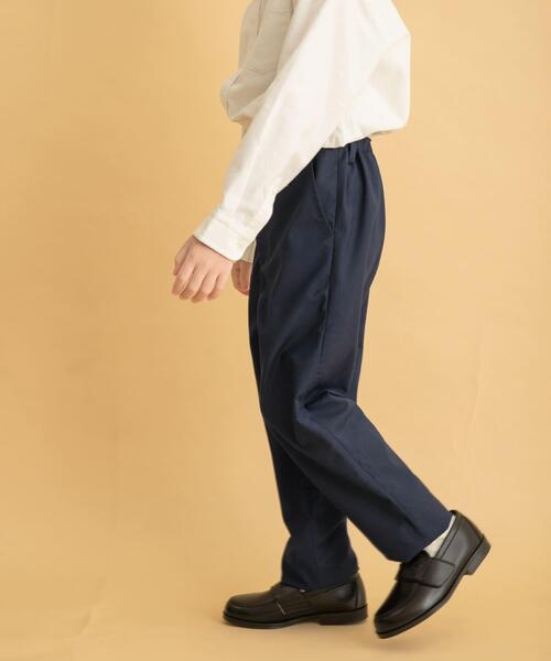 URBAN RESEARCH DOORS(アーバンリサーチドアーズ)の「テーパードロングパンツ(KIDS)(その他パンツ・キッズ・ネイビー/グレー・105/120/135)」の2枚目の写真