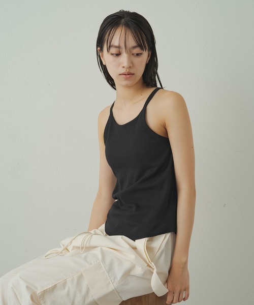 earthy（アーシー）の「earthy_オーガニックコットンアメスリカップ付きキャミソール（キャミソール・レディース・ブラック/オフホワイト/グレー・S）」の4枚目の写真