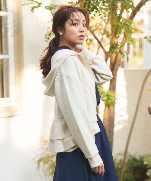 Feroux（フェルゥ）の「【大好評につき新色登場！】ダンボールフリル