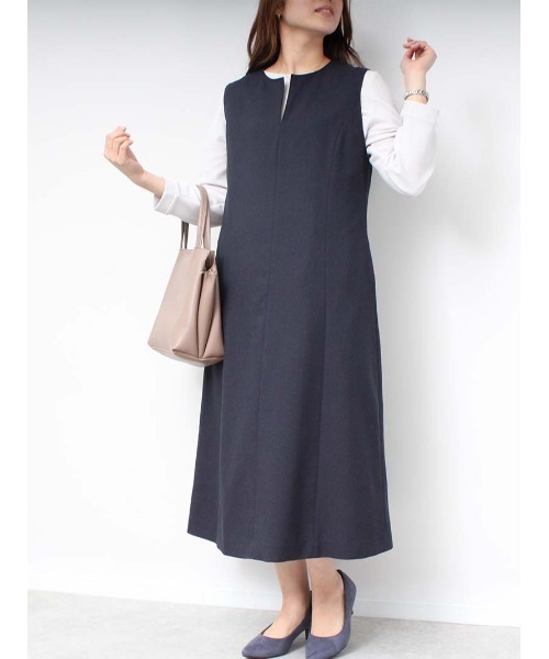 fleur by mint breeze（フルールバイミントブリーズ）の「【L～5L 大きいサイズ】麻調 Ａライン ジャンスカ（ワンピース・レディース・ネイビー/キャメル・LL/3L/4L/5L/L）」の4枚目の写真