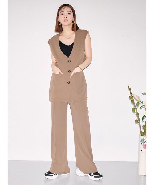 CALNAMUR(カルナムール)の「Vネックロングベスト(ベスト・レディース・グレー/ブラウン・FREE)」の5枚目の写真