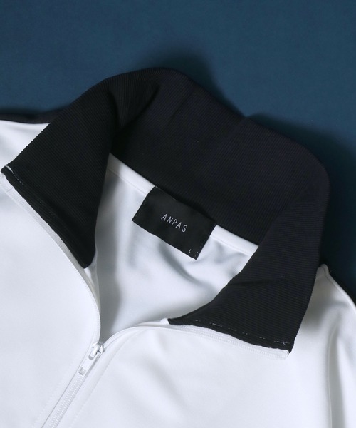 ANPAS（アンパス）の「ANPAS Oversized Side Line Half Zip Pullover/ANPAS 別注 オーバーサイズ サイドライン ハーフジップ プルオーバー トラックジャケット ジャージ（ジャージ・メンズ・ベージュ/ワイン/サックスブルー/ブラック/ホワイト・L/M）」の9枚目の写真