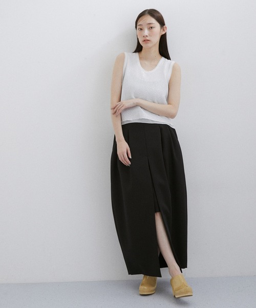 ADAM ET ROPE'（アダムエロペ）の「【サステナブル】ワイドタックスカート（スカート・レディース・ブルー系その他4/ブラック・36/38）」の17枚目の写真