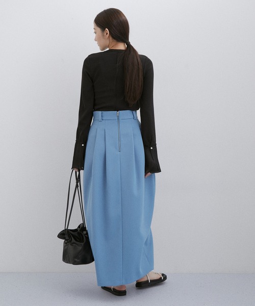 ADAM ET ROPE'（アダムエロペ）の「【サステナブル】ワイドタックスカート（スカート・レディース・ブルー系その他4/ブラック・36/38）」の15枚目の写真
