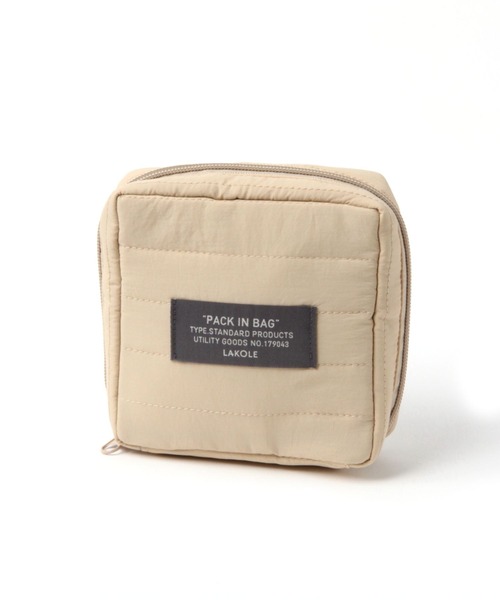 LAKOLE(ラコレ)の「キルティングスクエアポーチ(S) / 178266(ポーチ・レディース・グレー/ブラック/ホワイト/ベージュ・FREE)」の4枚目の写真