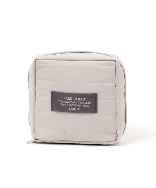 LAKOLE(ラコレ)の「キルティングスクエアポーチ(S) / 178266(ポーチ・レディース・グレー/ブラック/ホワイト/ベージュ・FREE)」の9枚目の写真
