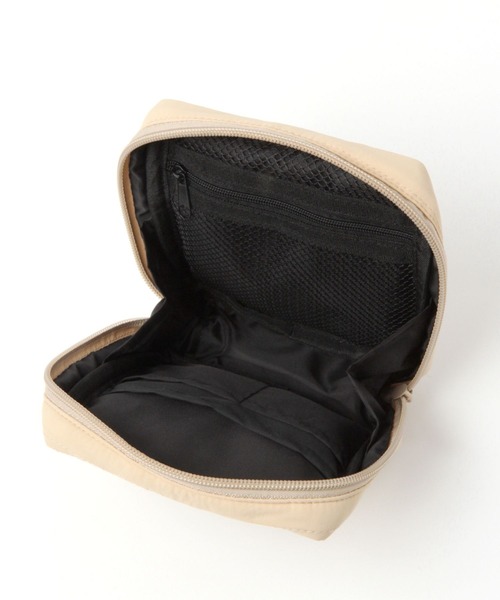 LAKOLE(ラコレ)の「キルティングスクエアポーチ(S) / 178266(ポーチ・レディース・グレー/ブラック/ホワイト/ベージュ・FREE)」の22枚目の写真