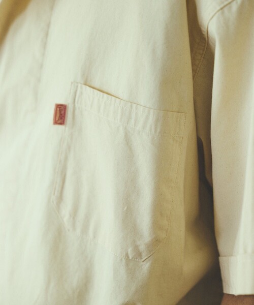 HINSON（ヒンソン）の「HINSON/ヒンソン 別注 ドットボタンスリーピングシャツ/ハーフスリーブ（シャツ/ブラウス・メンズ・ホワイト/ブラック/ベージュ/ブルー/アイボリー・MEDIUM/LARGE）」の21枚目の写真