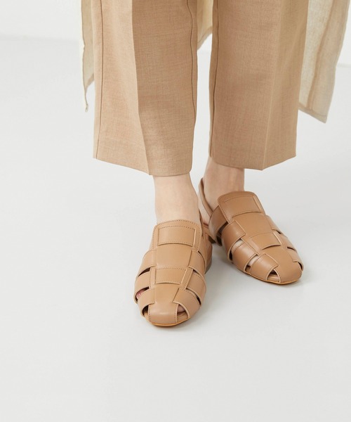 かかとストラップグルカサンダル